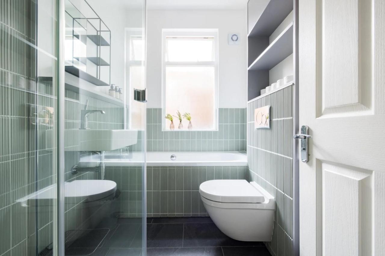3 Bedroom House In Kew Gardens Richmond  Exteriör bild