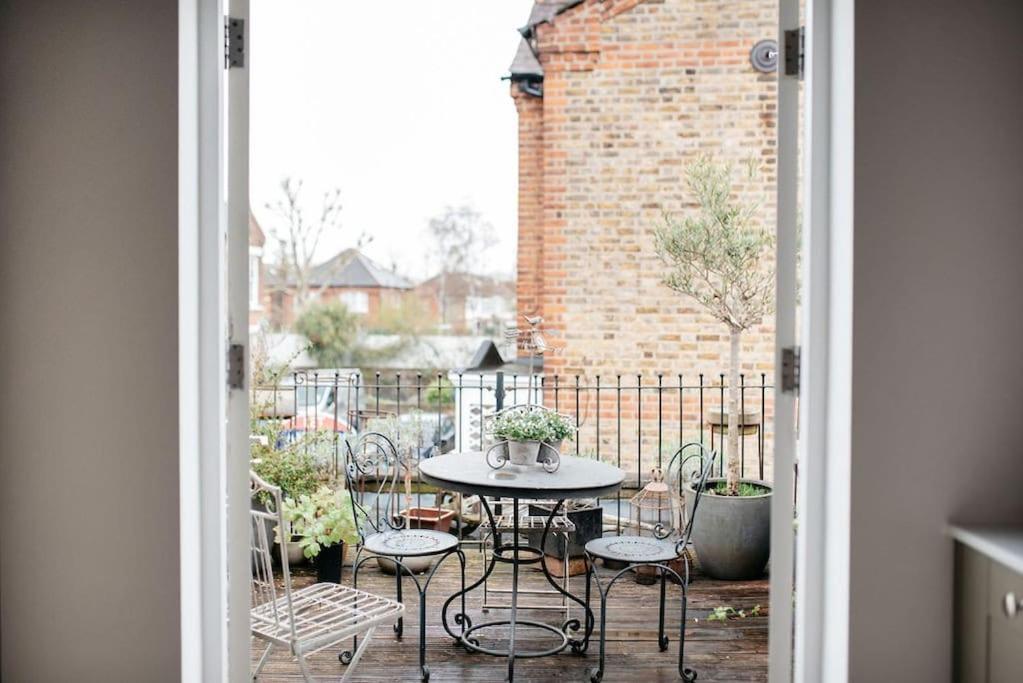 3 Bedroom House In Kew Gardens Richmond  Exteriör bild
