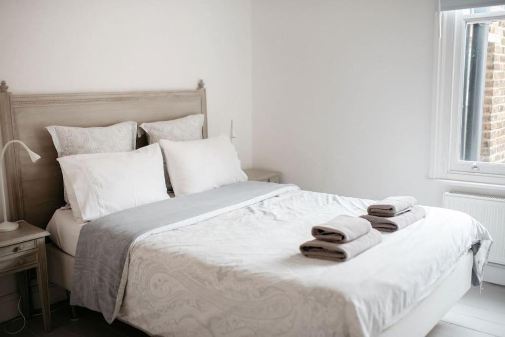 3 Bedroom House In Kew Gardens Richmond  Exteriör bild